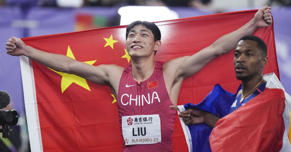 美职联-迈阿密国际3-1夺冠 梅西1策动2助攻斩获第47冠